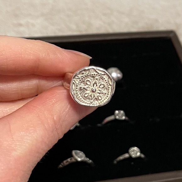 Silpada 925 Sterling Silver Mini Coin Ring Size 5 70$